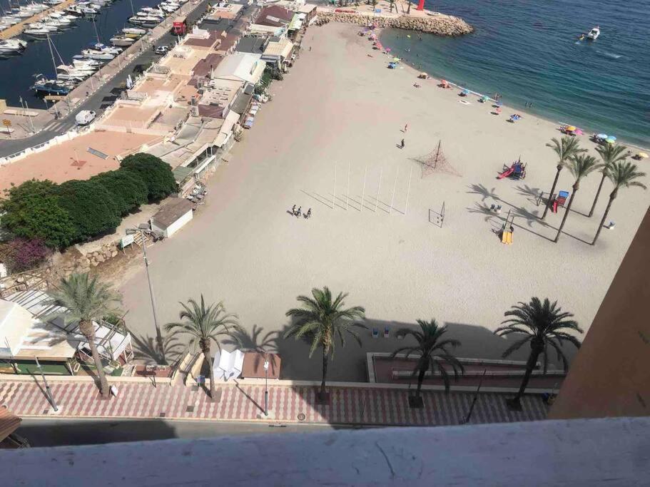 Primera Linea De Playa, La Arena A Tus Pies Aguadulce (Almeria)